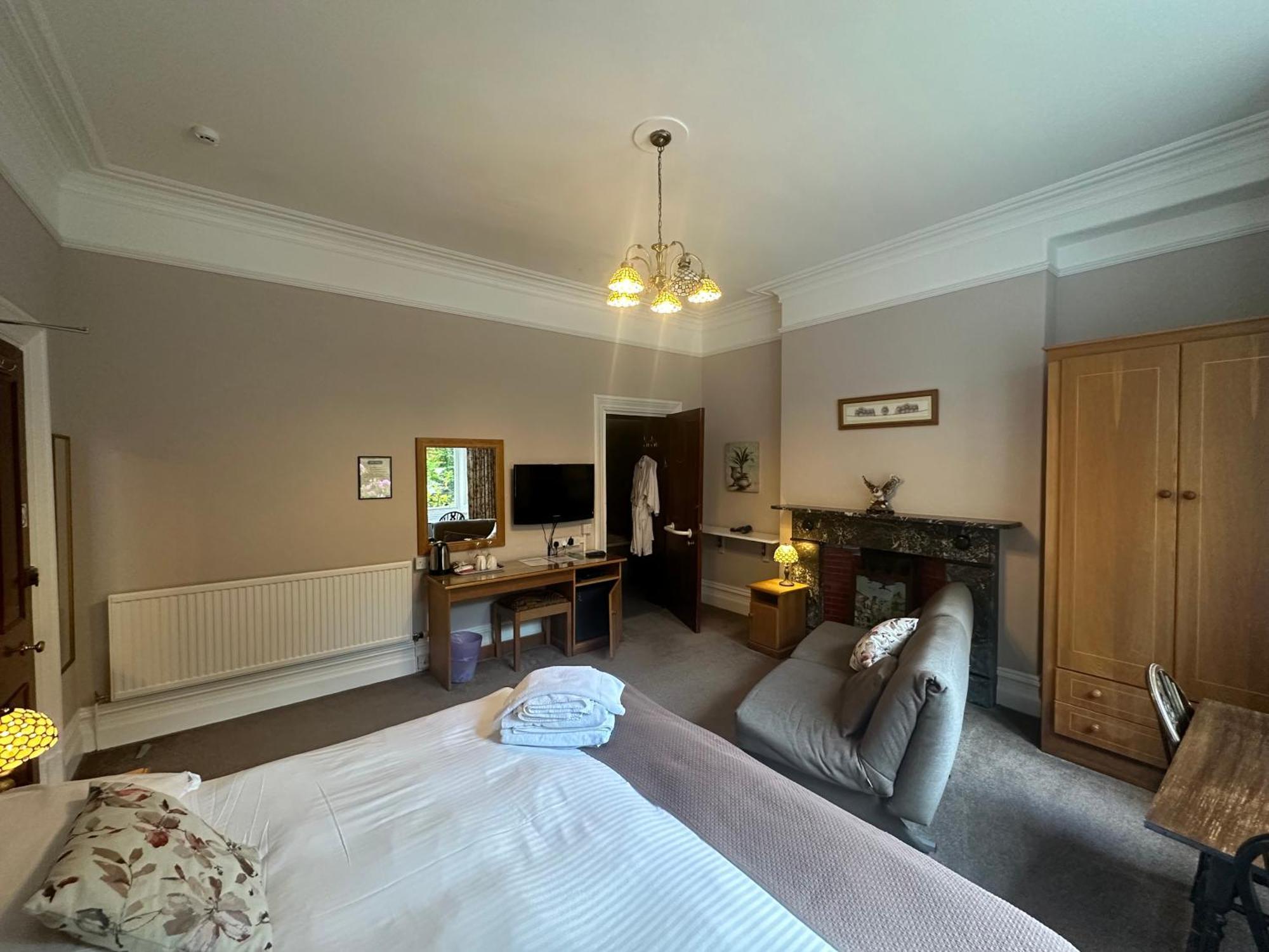 The Old Vicarage Bed & Breakfast Ембълсайд Екстериор снимка